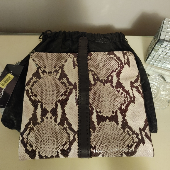 Vintage Donald Pliner clutch - Picture 6 of 7